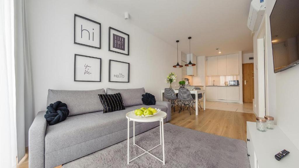 Apartamenty Kasprowicza 20A Klimatyzacja Basen Fintess Sauny Parking Bawialnia Zmywarkataras Wysoki Standard W Pelni Wyposazony Kolobrzeg Exterior photo