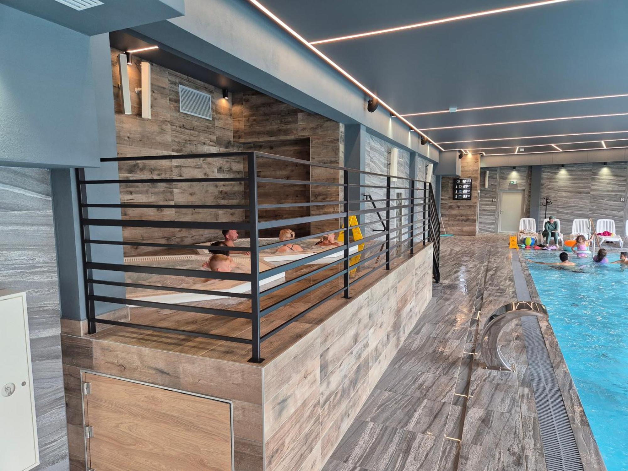 Apartamenty Kasprowicza 20A Klimatyzacja Basen Fintess Sauny Parking Bawialnia Zmywarkataras Wysoki Standard W Pelni Wyposazony Kolobrzeg Exterior photo